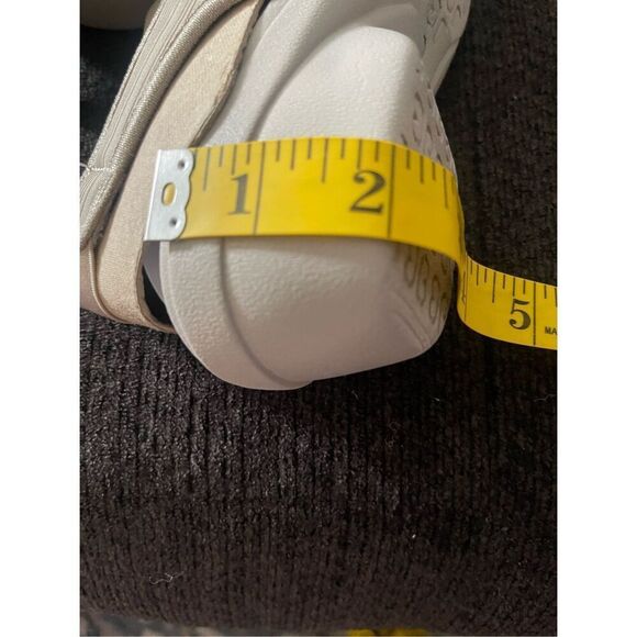 New Bzees Womens Tan Open-Toe Mirage Slingback Wedges Sandals Size 8.5M - Picture 11 of 12